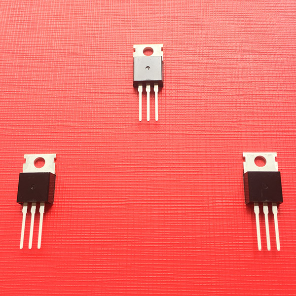 飛虹MOS管廠家分享低功耗、超高速的肖特基二極管特點