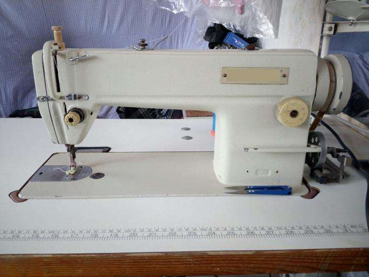 電動縫紉機調速易脫針，是受電機電路的MOS管質量所影響