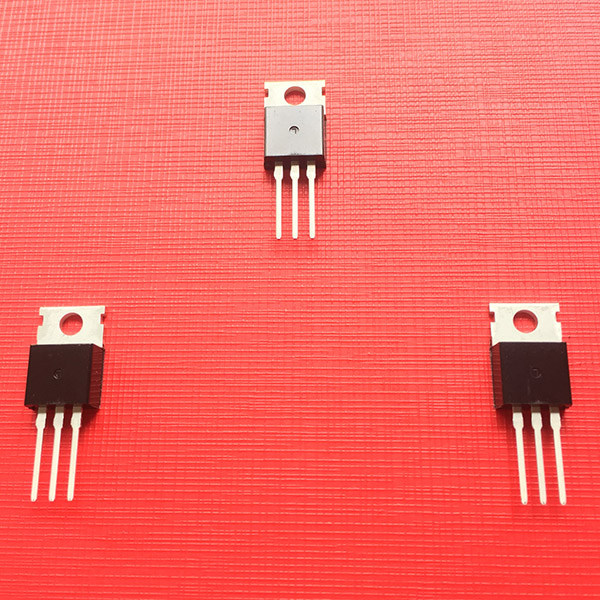 飛虹FHP3710場效應管可替代IRF3710更好保證電動車轉(zhuǎn)換器運行！